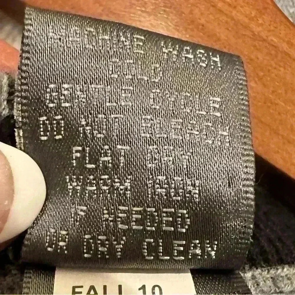 Oscar de la Renta gray vest with diamond pattern L - Picture 4 of 4